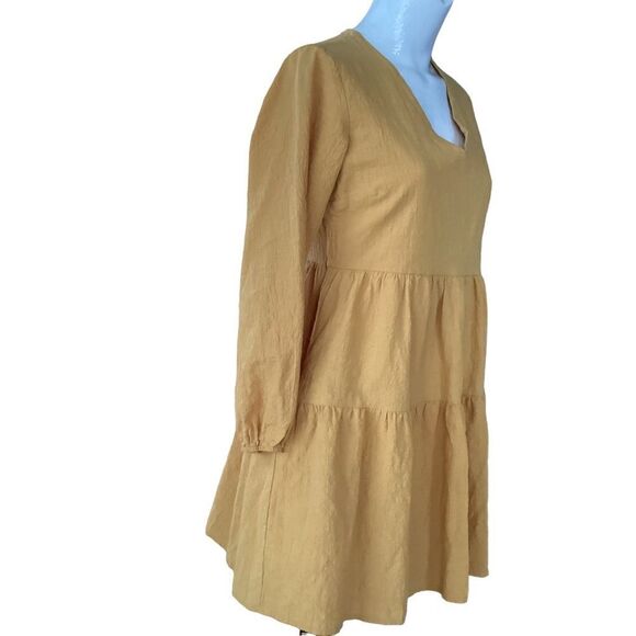 Fancyinn tiered mini dress medium.  0665 - Picture 3 of 8